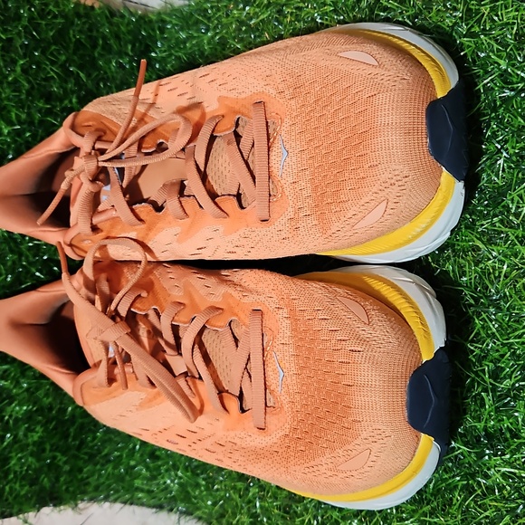 Hoka Clifton 8 Womens Running Shoes size 10d - Picture 3 of 9